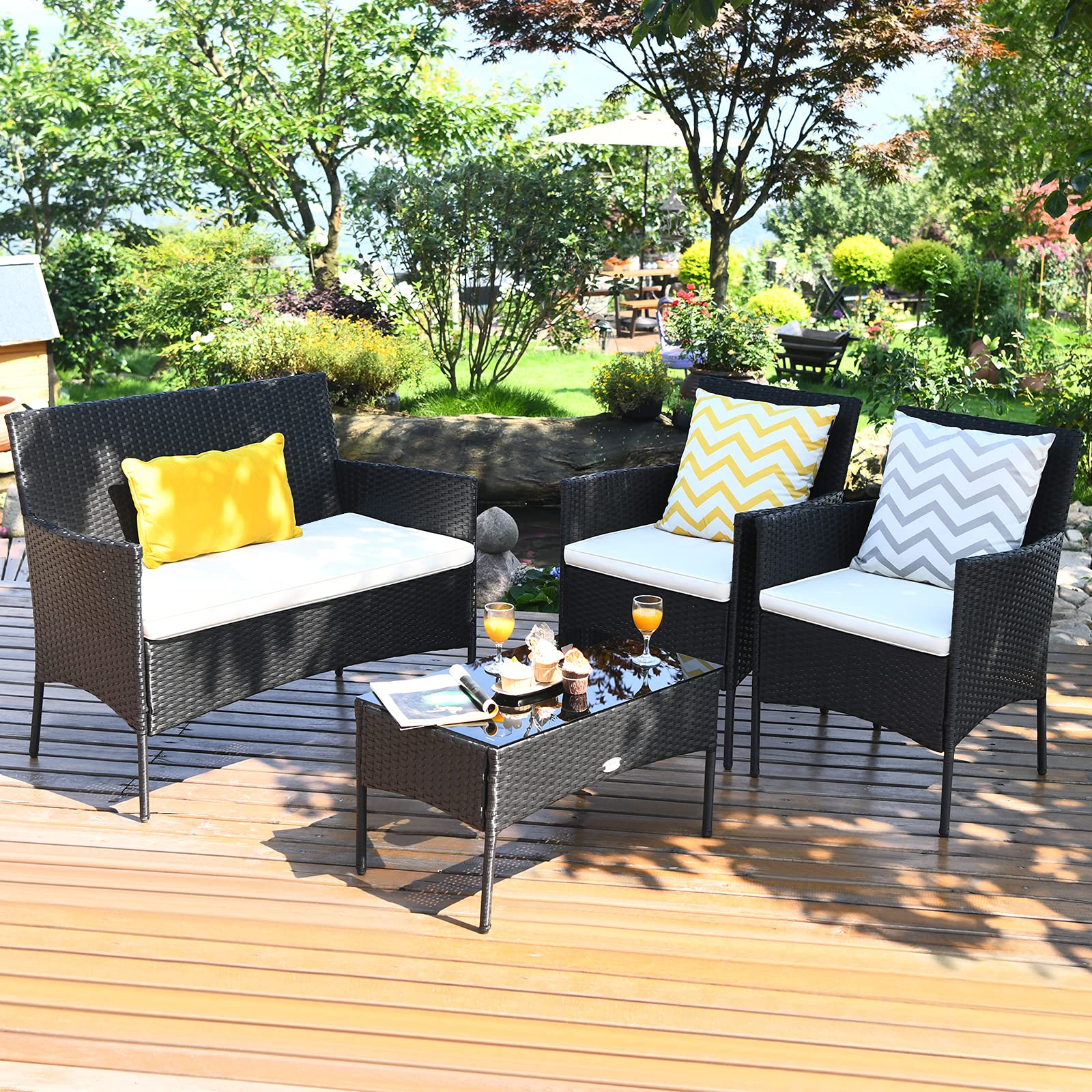 Ensemble de meubles de patio Tangkula, ensemble de conversation extérieur en osier avec table basse en verre trempé
